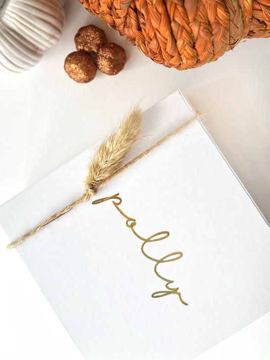 Personalised Name Autumn Handmade Candle Gift Set | High Quality | Cinnamber Fragrance