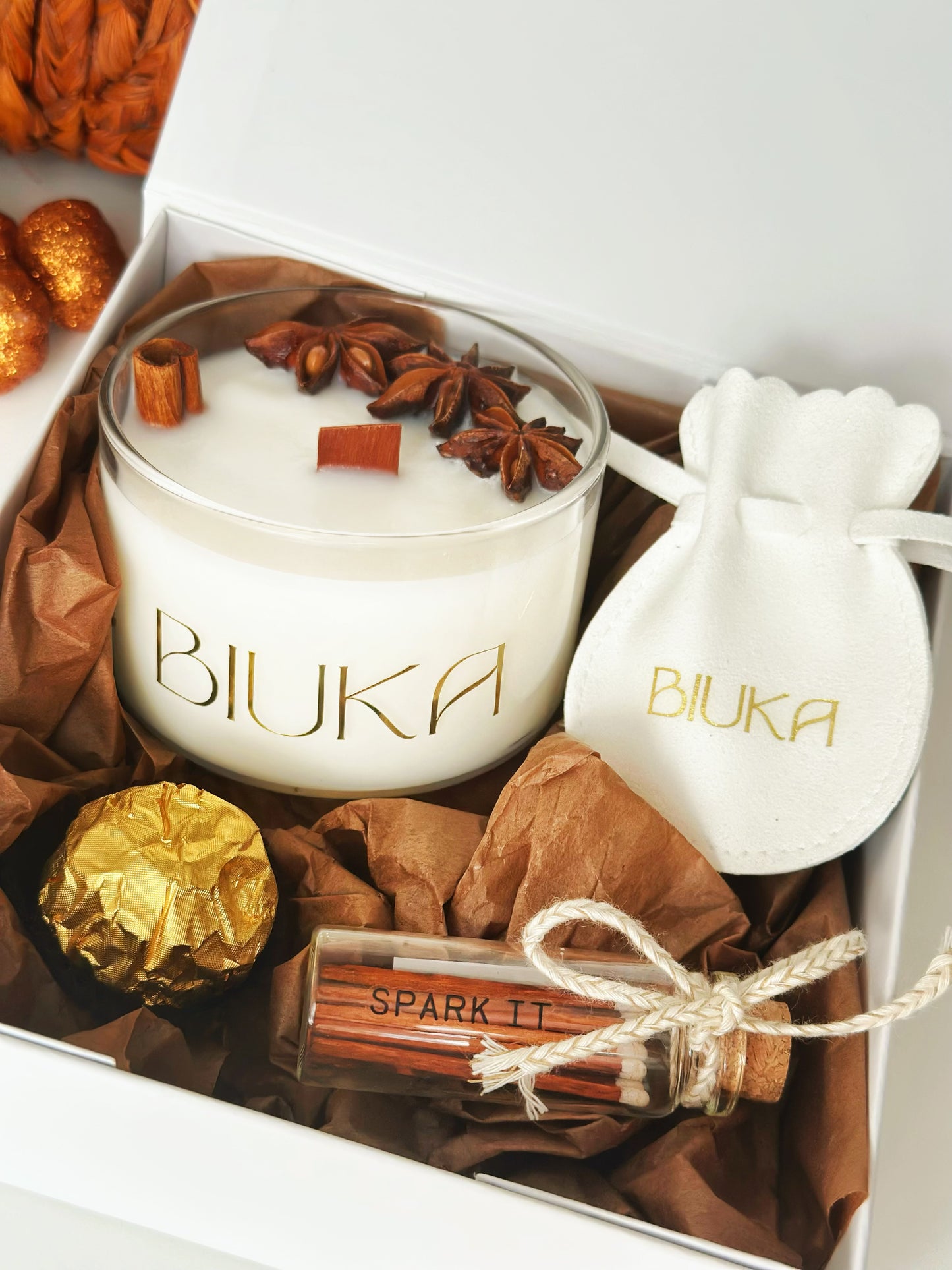 Personalised Name Autumn Handmade Candle Gift Set | High Quality | Cinnamber Fragrance