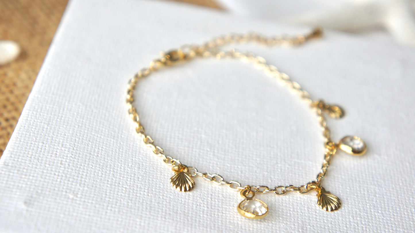 Shell Charms Bracelet