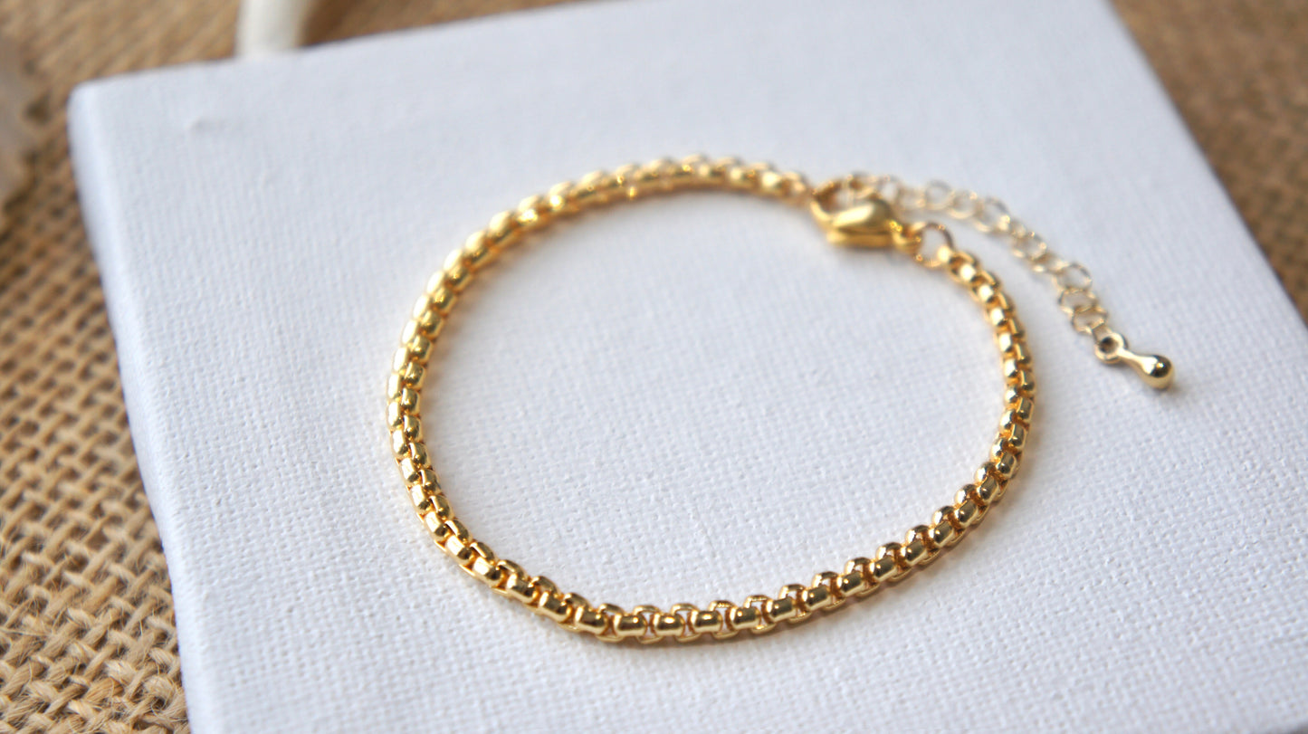 Gold Chain Bracelet