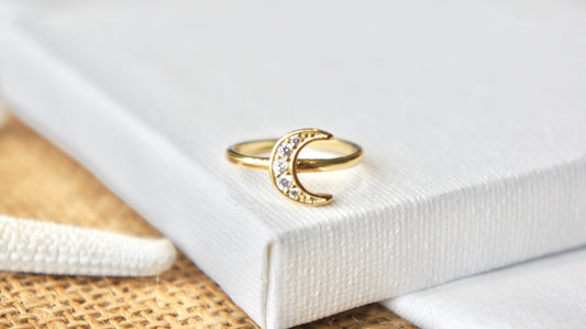 Zirconia Moon Ring