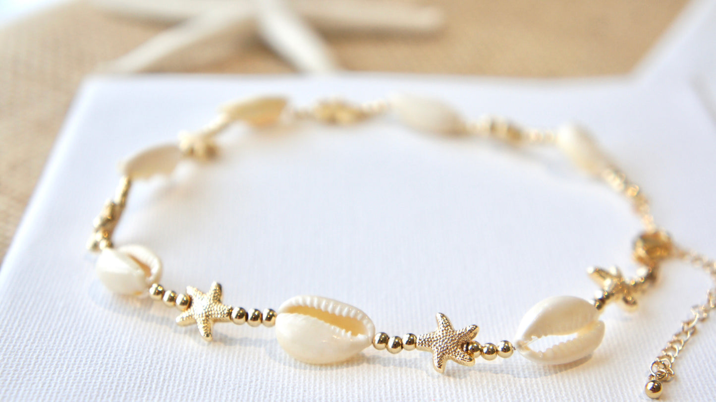 Natural Shell and Starfish Chocker