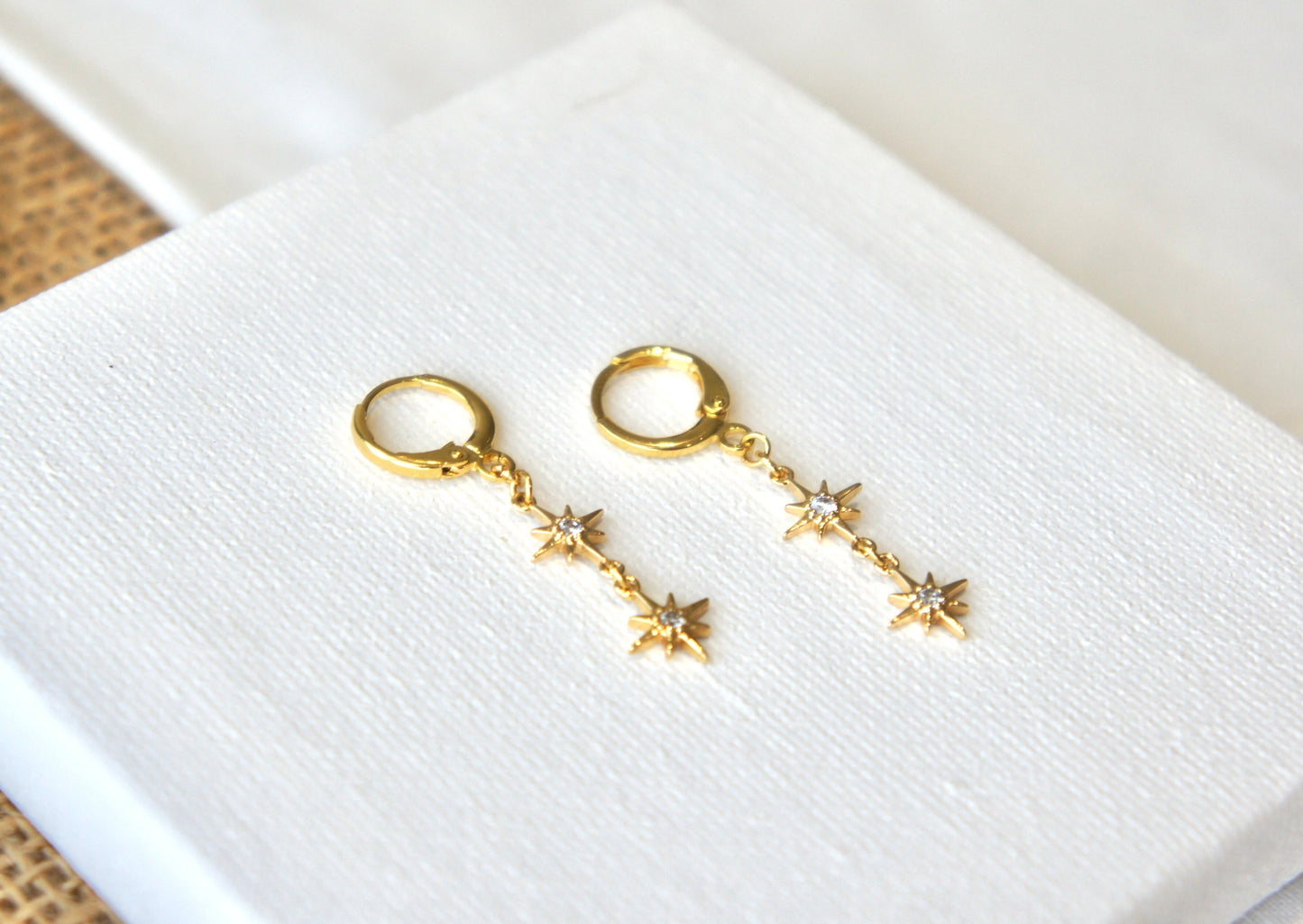 Zircônia Star Huggie Earrings